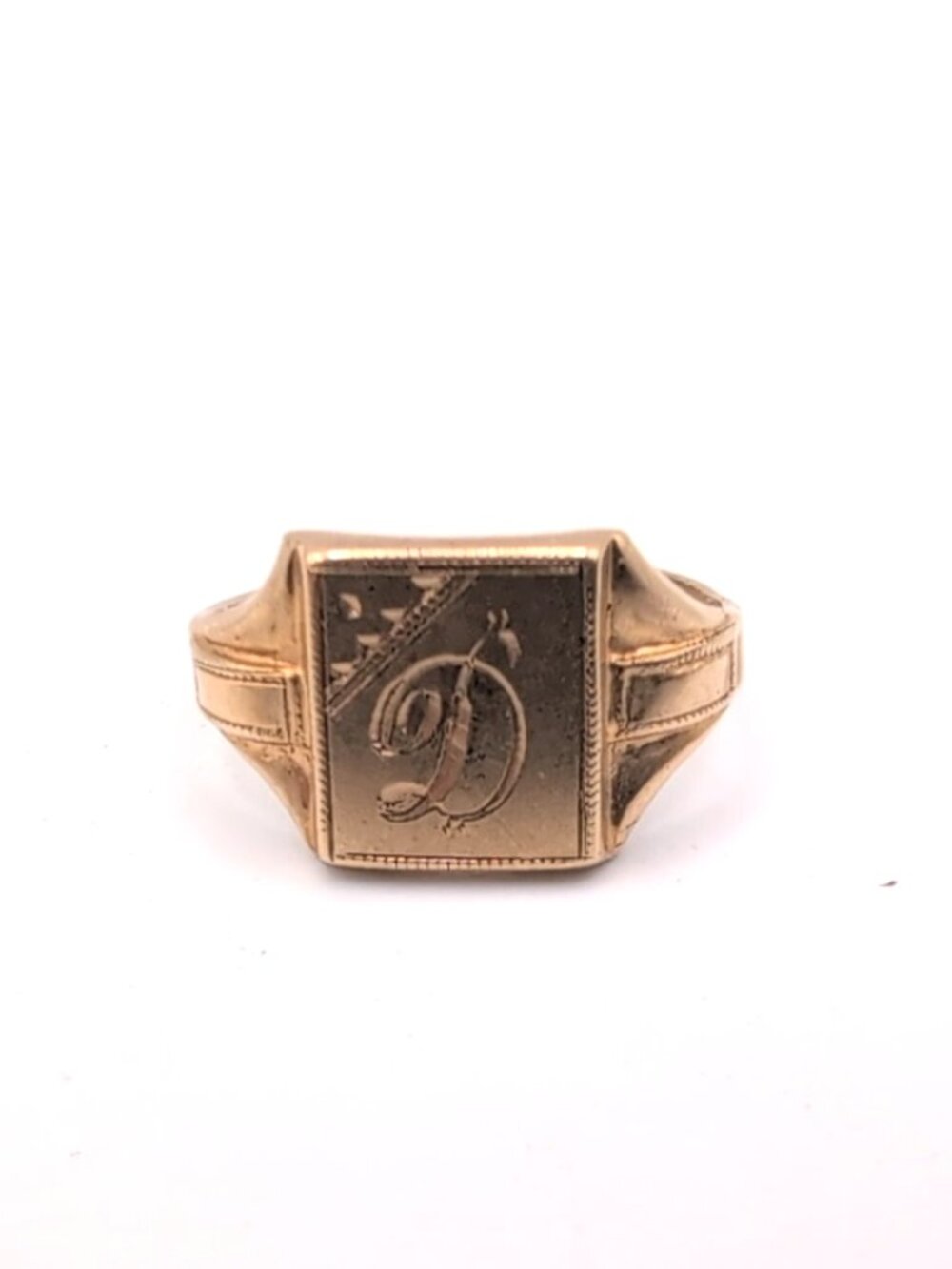 SOLD  Vintage 10k Yellow Gold 1.23g "D" Signet Ring Size 2 Marked GUC